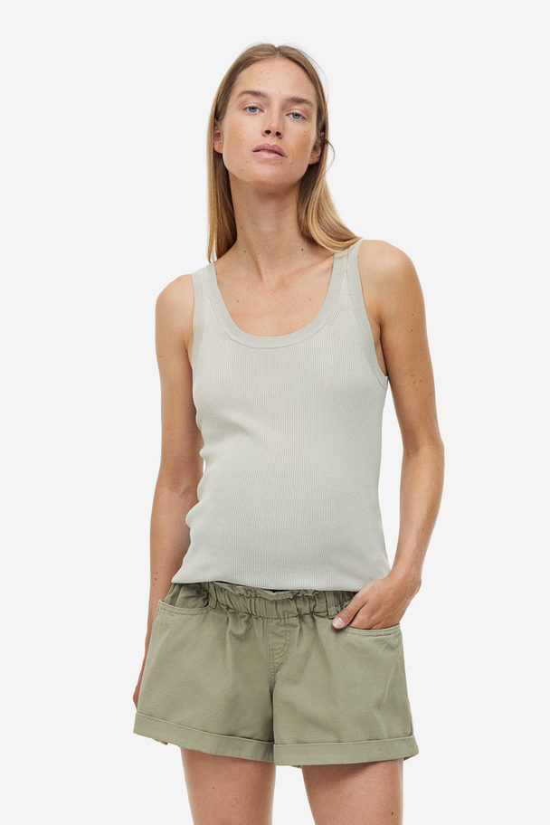 H&M Mama Paperbag-shorts Kakigrøn