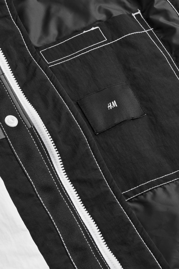 H&M Boxy Nylon Jack Grijs/blokkleuren