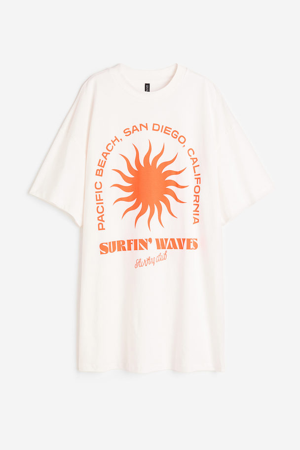 H&M Oversized T-Shirt-Kleid mit Print Weiß/Surfin' Waves