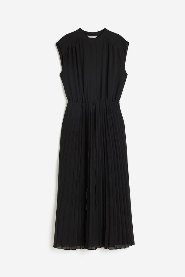 H&M Pleated Chiffon Dress Black