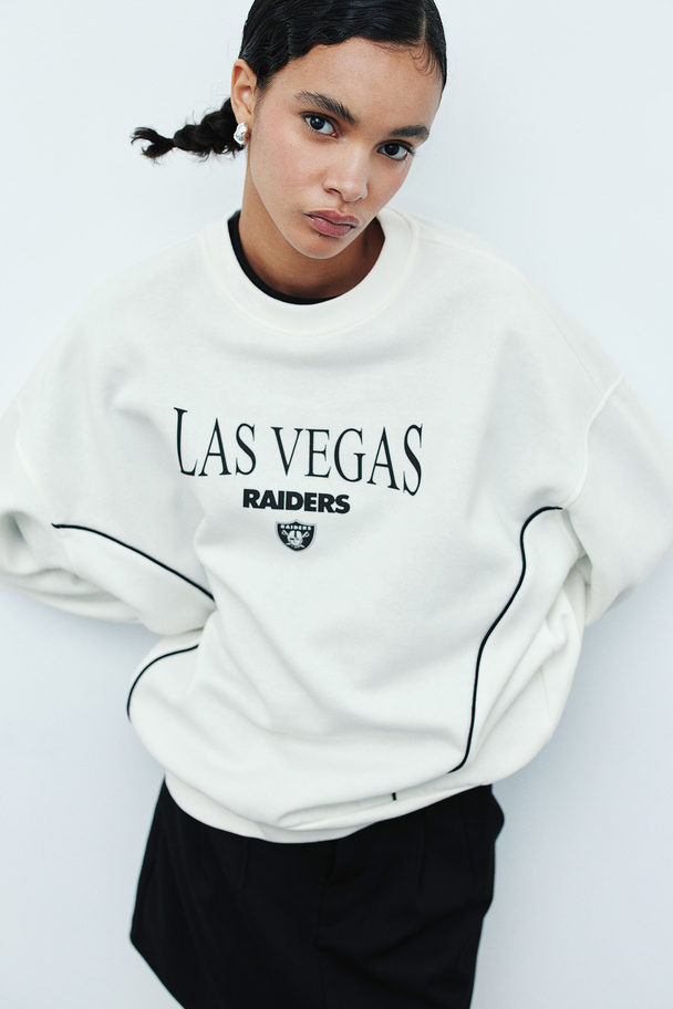 H&M Oversized Sweatshirt Med Tryck Crèmevit/nfl