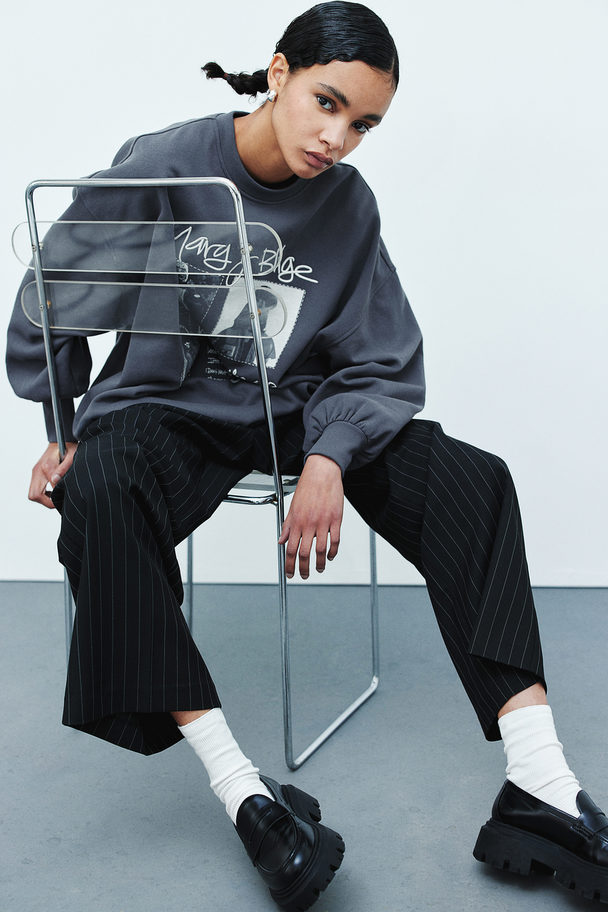 H&M Oversized Printed Sweatshirt Dark Grey/mary J Blige