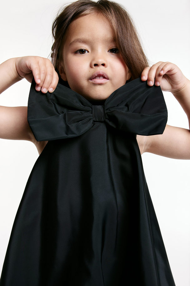 H&M Bow-detail Dress Black