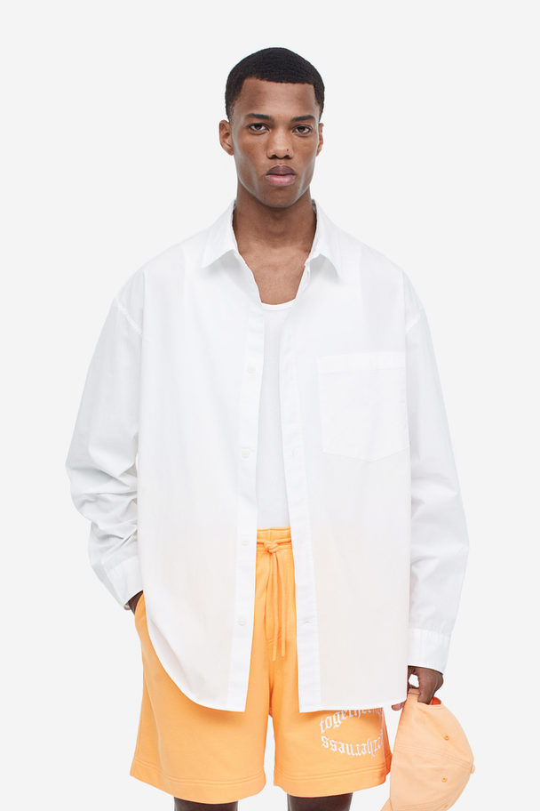 H&M Popelinehemd in Oversized Fit Weiß
