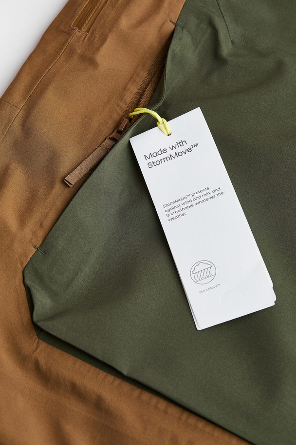 H&M StormMove™ Hardshell-Jacke mit 3 Lagen Dunkelbeige/Khakigrün