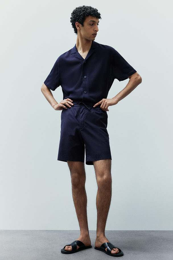 H&M Shorts in Regular Fit Marineblau