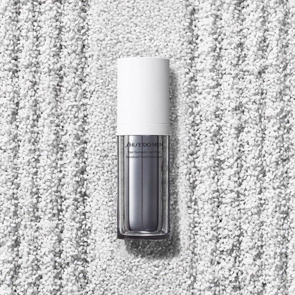 SHISEIDO Shiseido Men Total Revitalizer Light Fluid 80ml